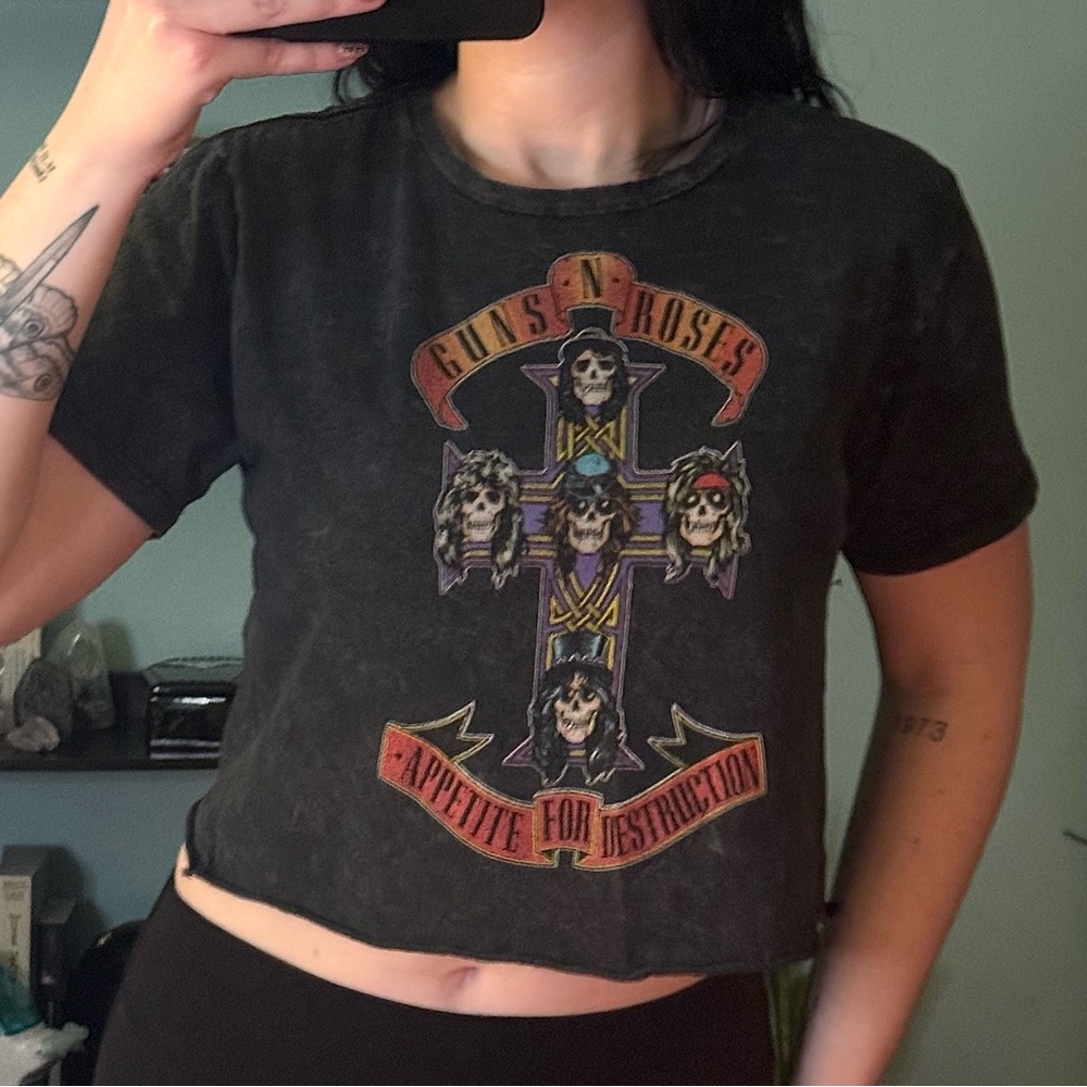 (3 for $30) Guns N' Roses Graphic Tee